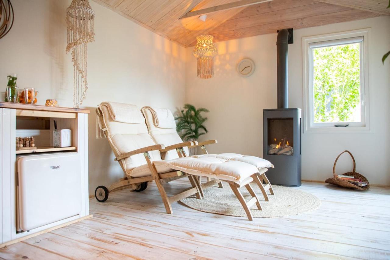 B&B Joli Met Prive Wellness ウェーメルディンゲ エクステリア 写真