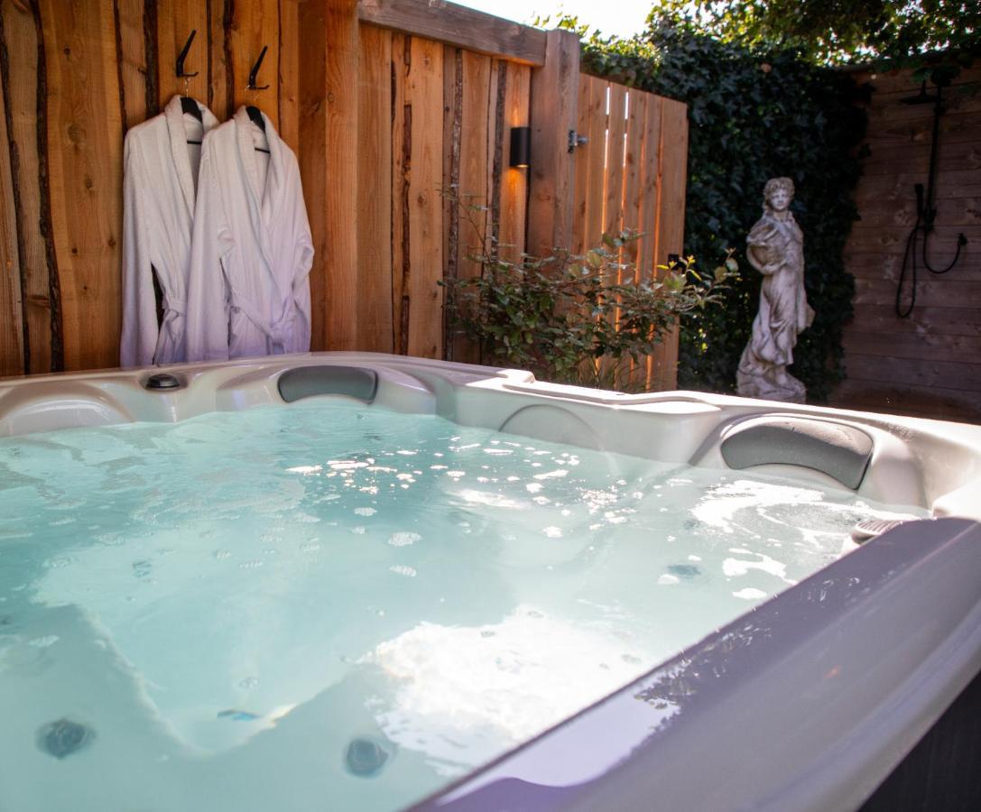 B&B Joli Met Prive Wellness ウェーメルディンゲ エクステリア 写真