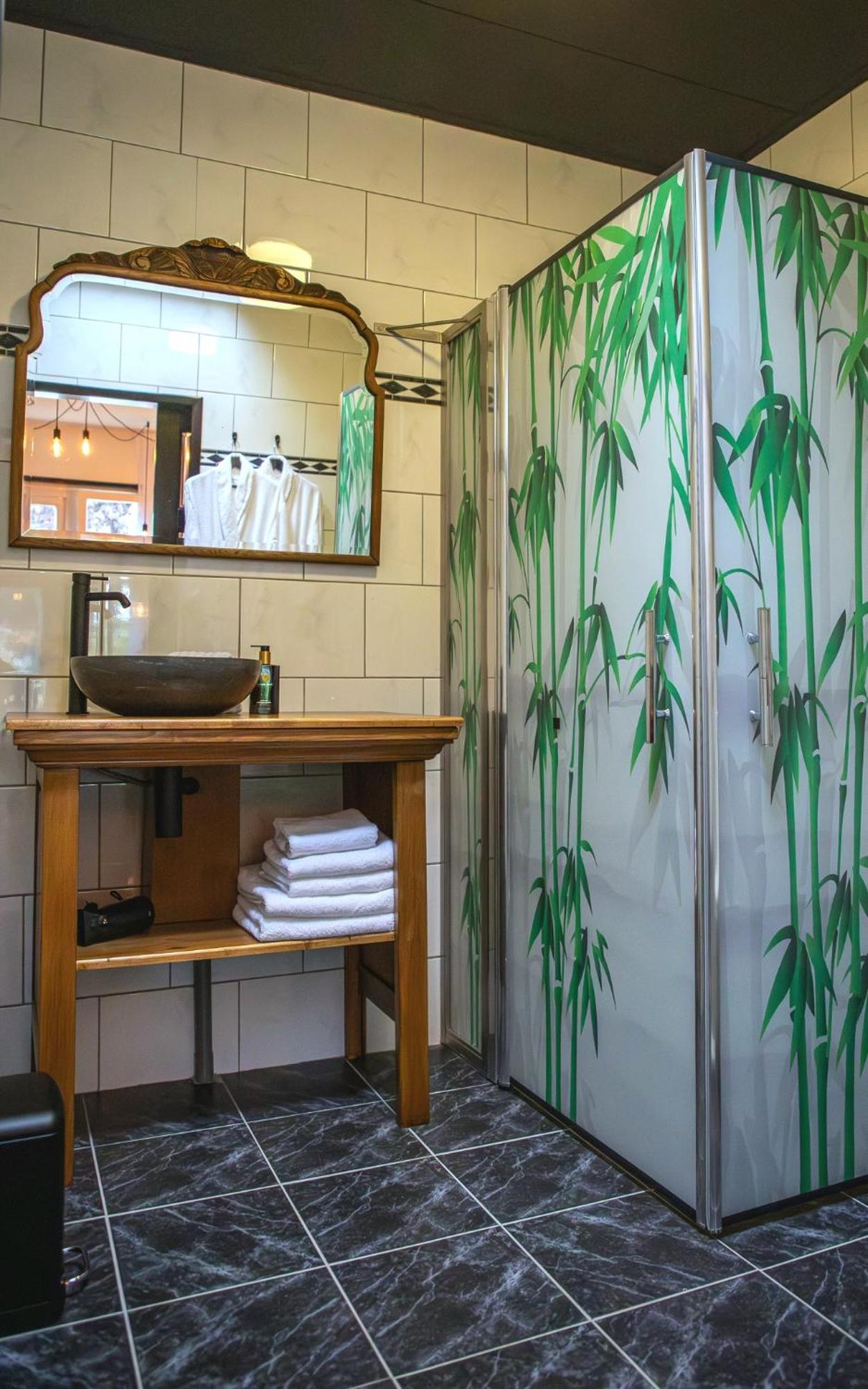 B&B Joli Met Prive Wellness ウェーメルディンゲ エクステリア 写真